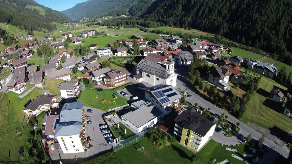 Haus Passler Acomodação com café da manhã Sankt Jakob in Defereggen Exterior foto