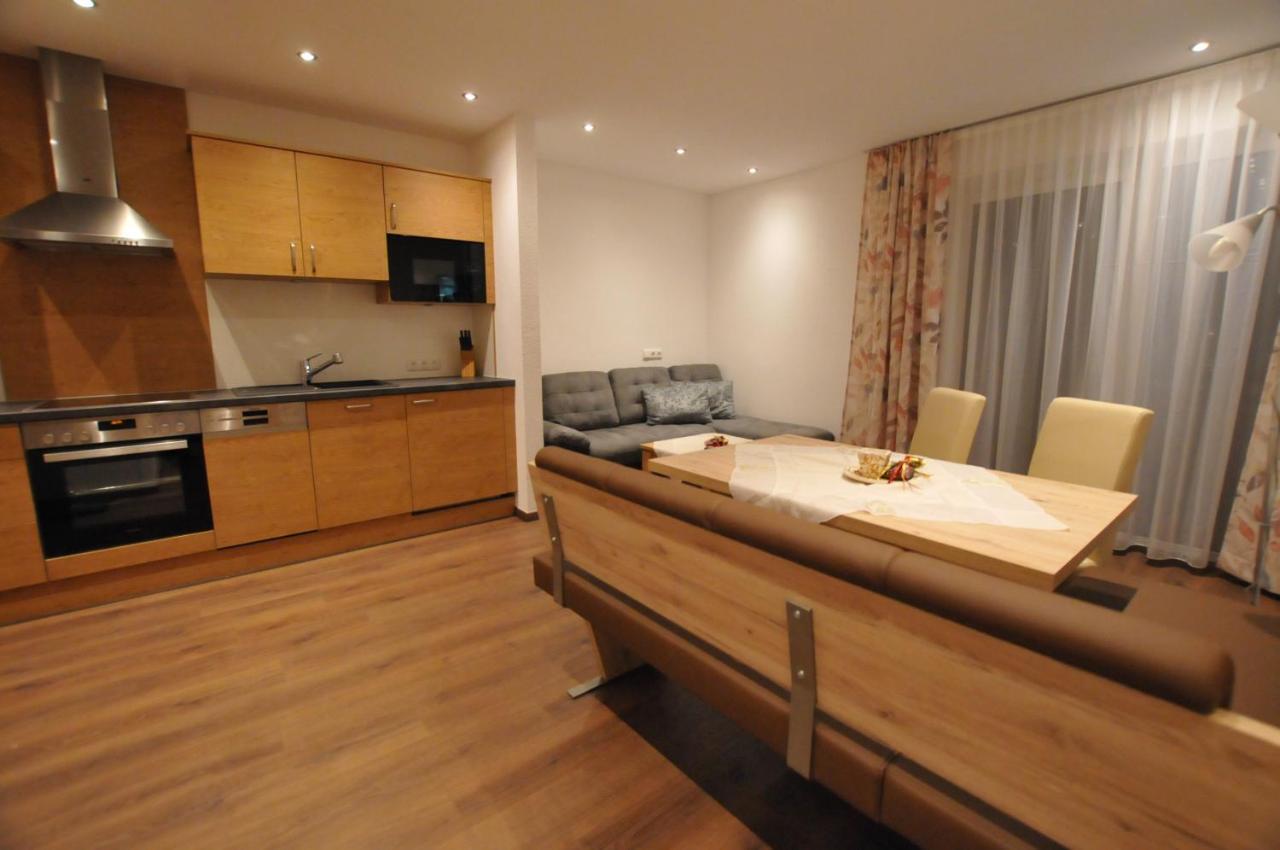 Haus Passler Acomodação com café da manhã Sankt Jakob in Defereggen Exterior foto